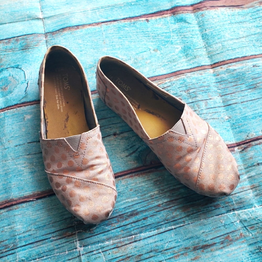 Toms Gray Rose Gold Polka Dots Slip Ons Size 7.5
